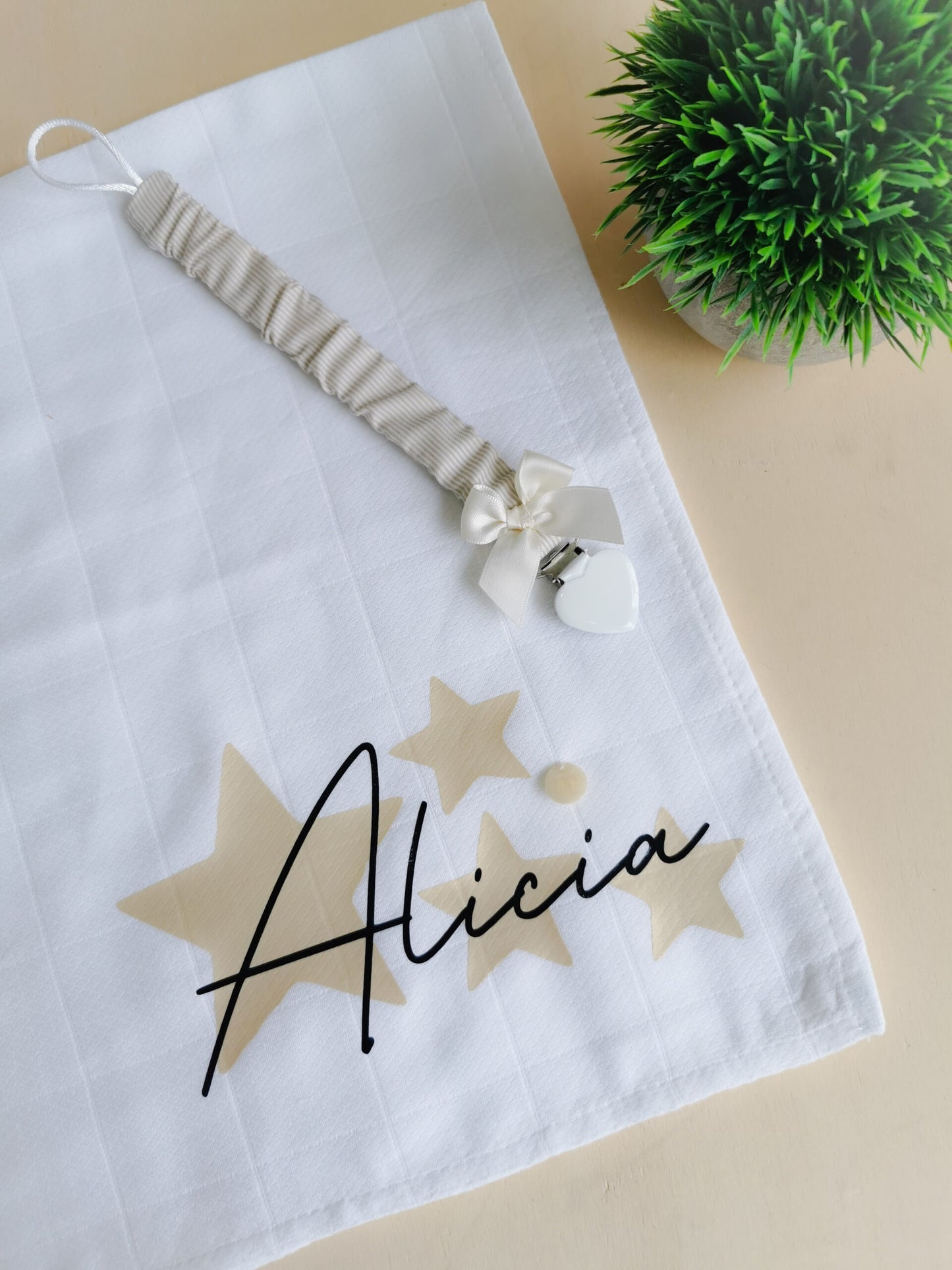 Diaper with baby's name - Banana Limão Collection