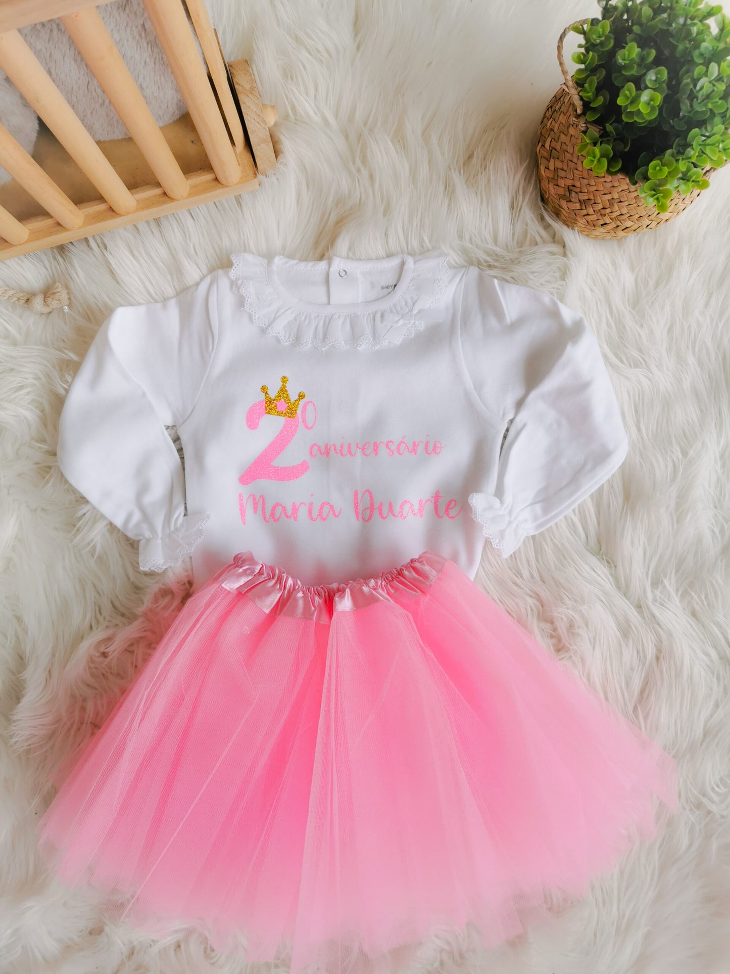 Body & Tulle "Birthday" (Name, number and crown)