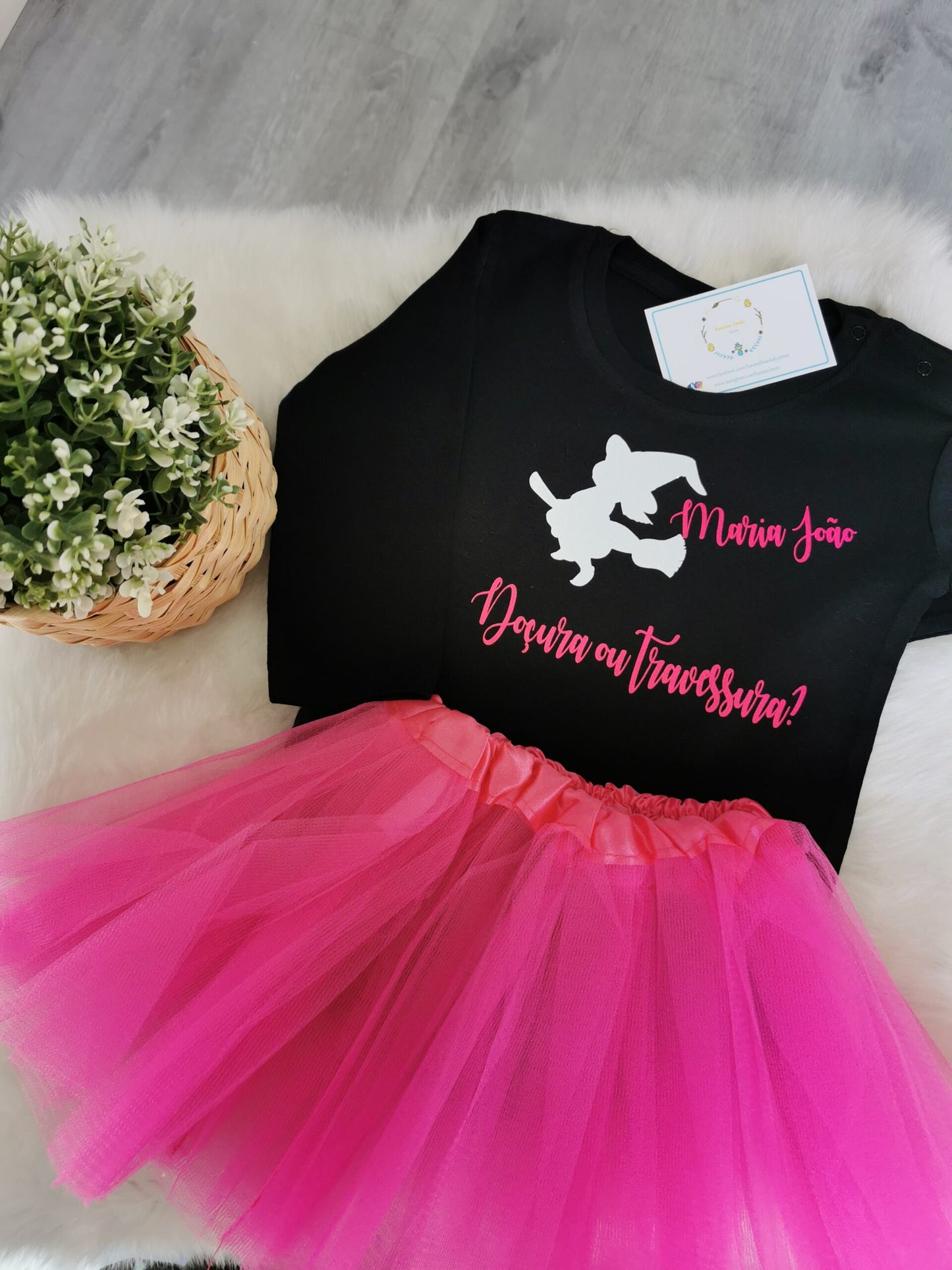 Body ou tshirt & Tule "Doçura ou Travessura"- BRILHA NO ESCURO