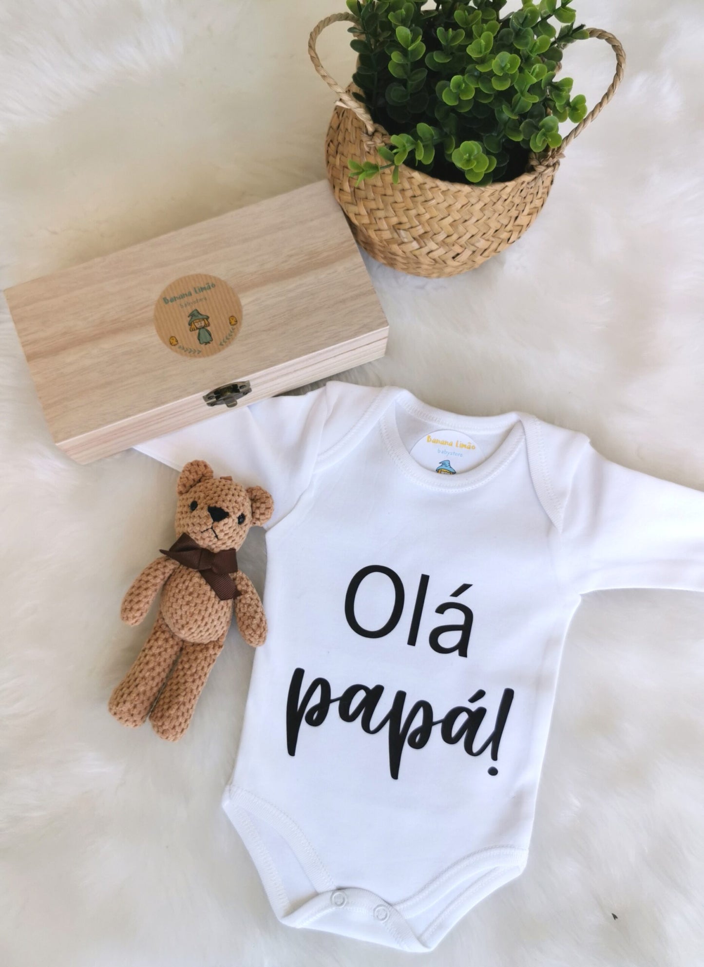 Pregnancy announcement box - YOUR SENTENCE