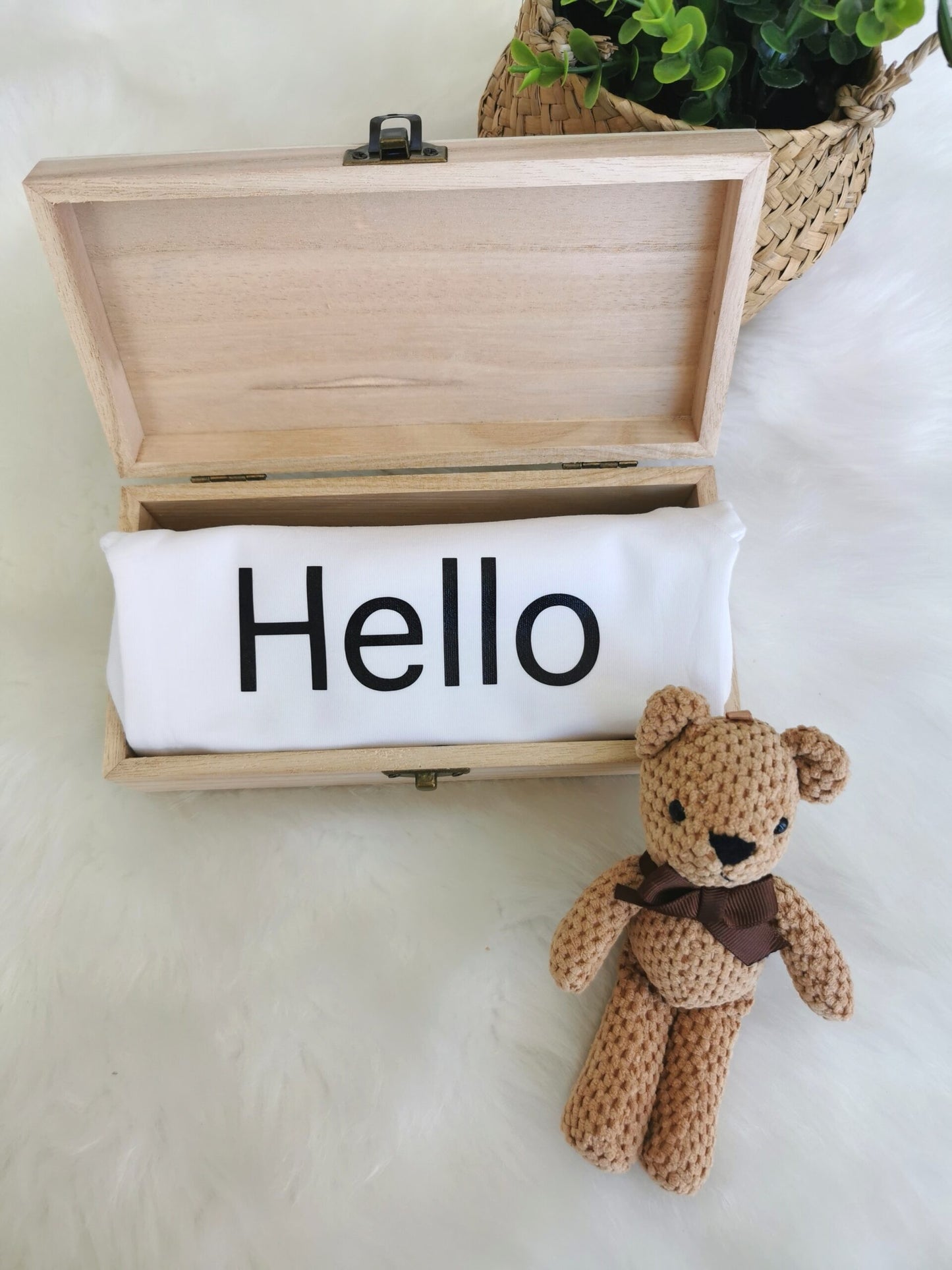 Pregnancy announcement box - YOUR SENTENCE