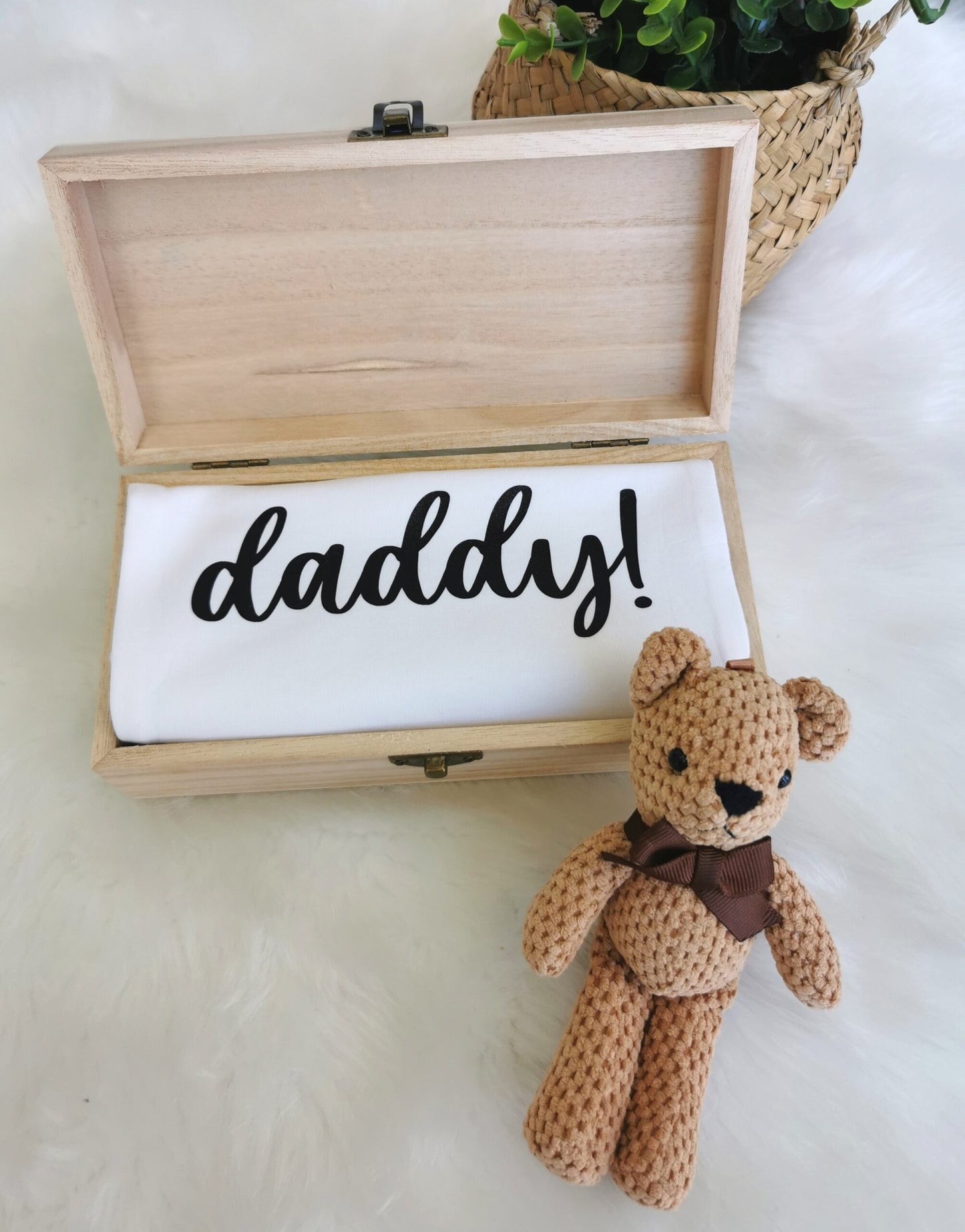 Pregnancy announcement box - YOUR SENTENCE